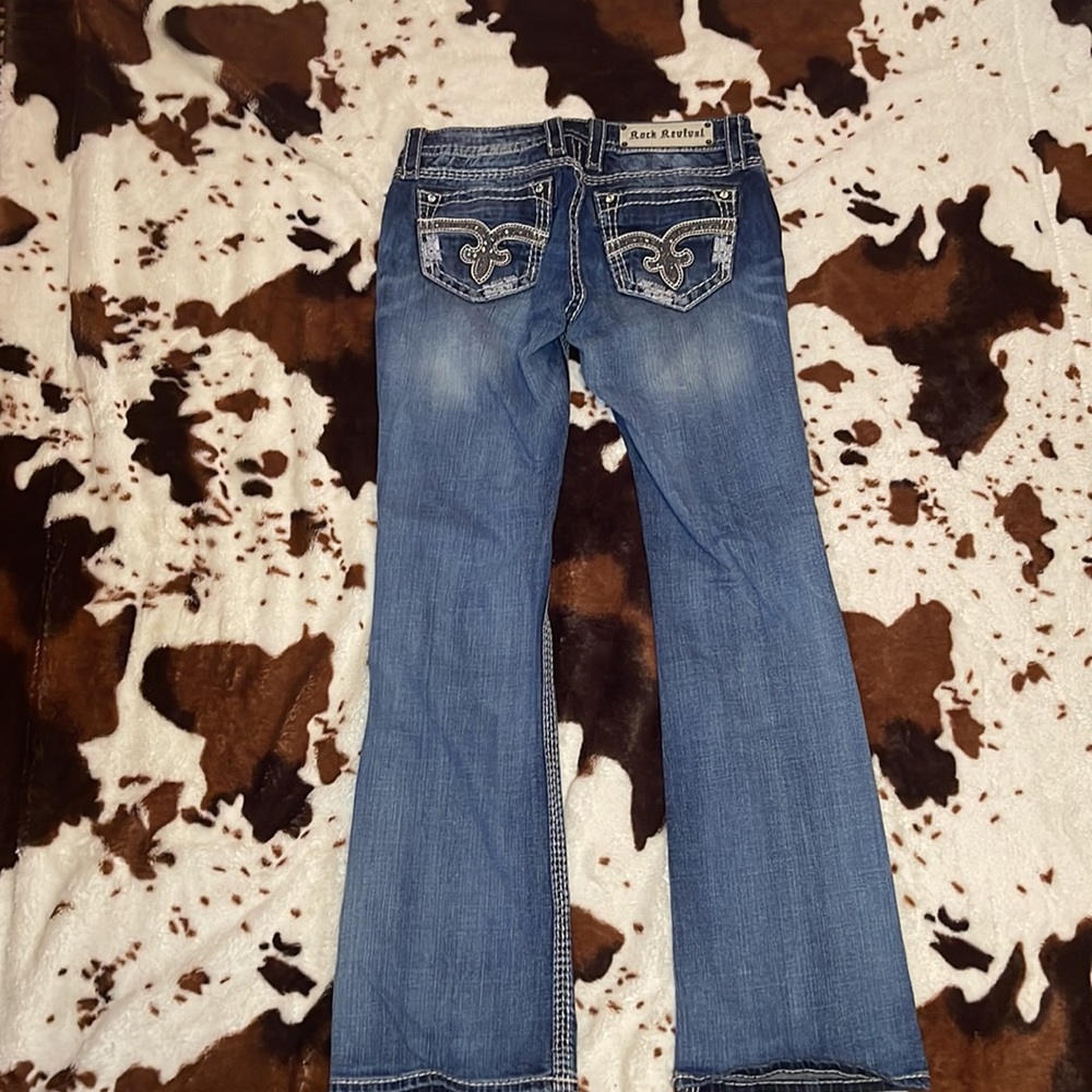 Rock revival jeans! - Picture 2 of 6